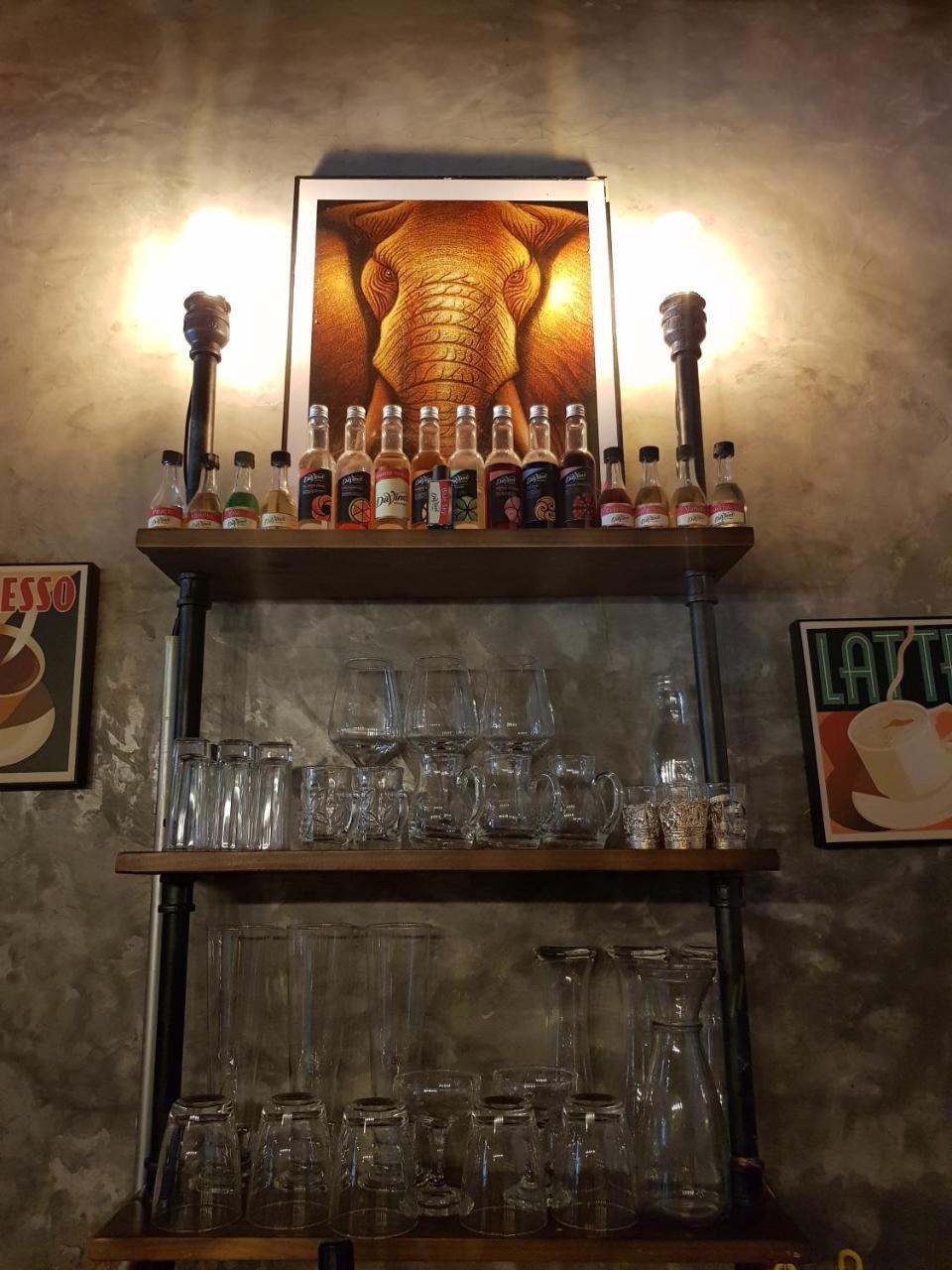 Resting Place Hostel Mueang Kao Extérieur photo