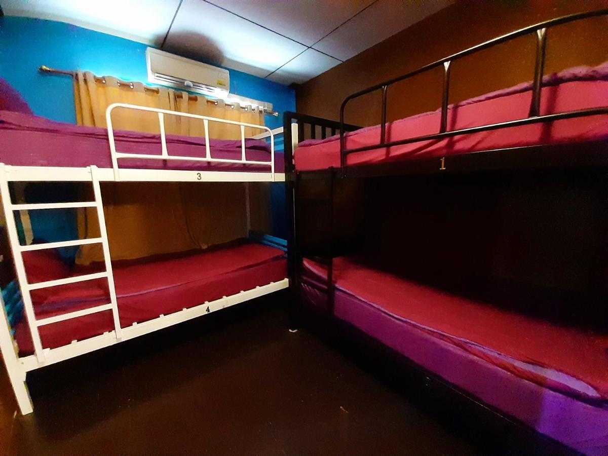 Resting Place Hostel Mueang Kao Extérieur photo